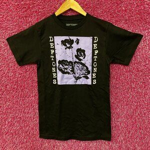 Deftones Black & Lavender Flowers Metal Band T-Shirt Small